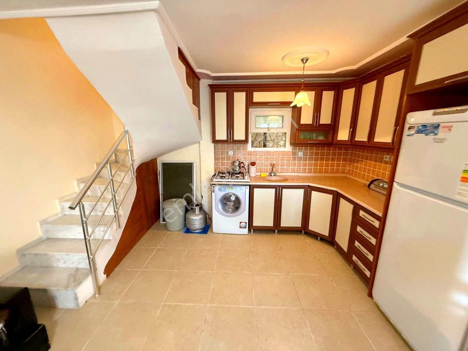 Davutlar Bahçeli Triplex Villa - Görsel 10