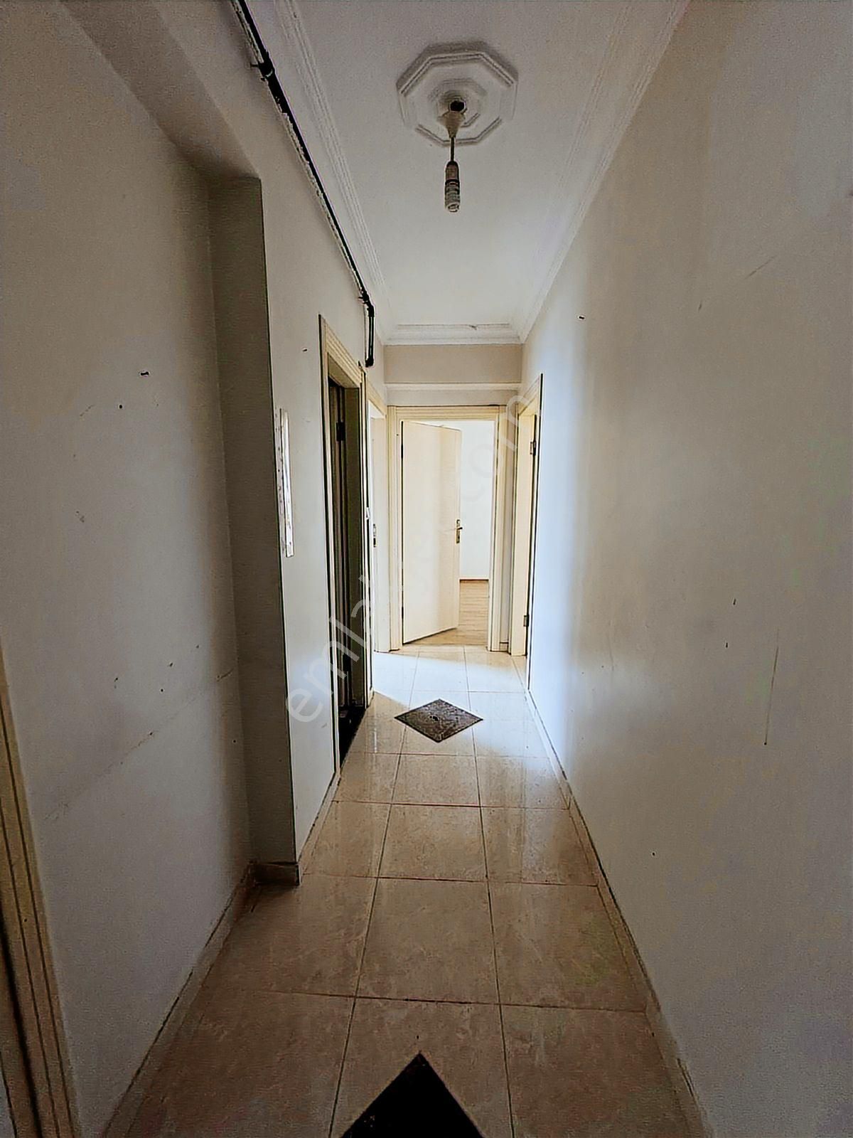 Esra Emlaktan Gültepe Mh 2.kat 85m2 Metrobüs Dibinde Daire - Görsel 5