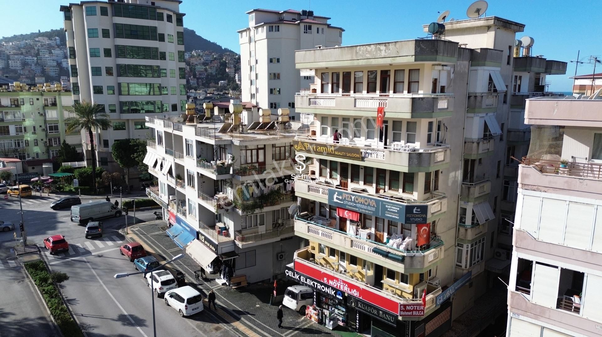 Alanya 5. Noter Üstü 3+1 Ayrı Mutfak Geniş Kiralık Ofis