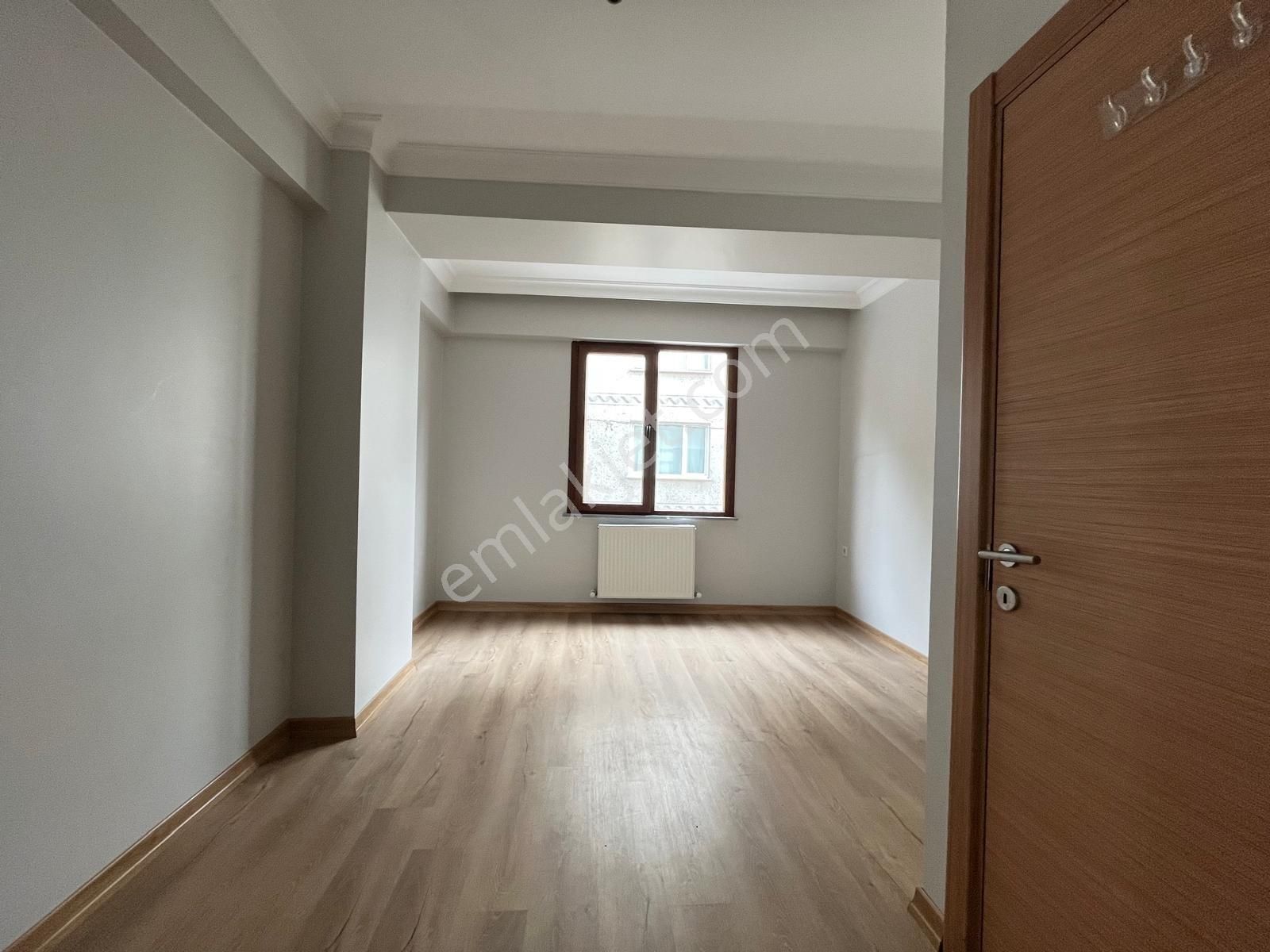 Fevziçakmak Mah Önü Açık Ebeveyn Banyolu Lüx Boş Daire Esra Eml - Görsel 4