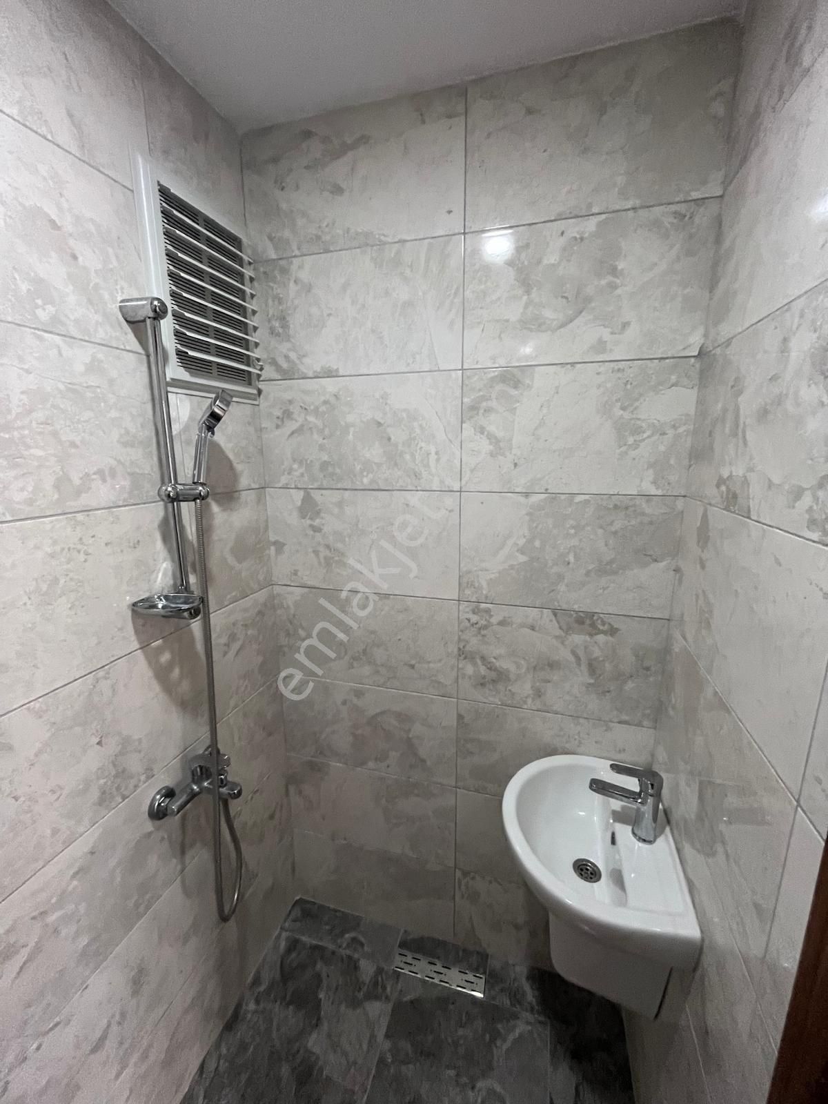 Fevziçakmak Mah Önü Açık Ebeveyn Banyolu Lüx Boş Daire Esra Eml - Görsel 14