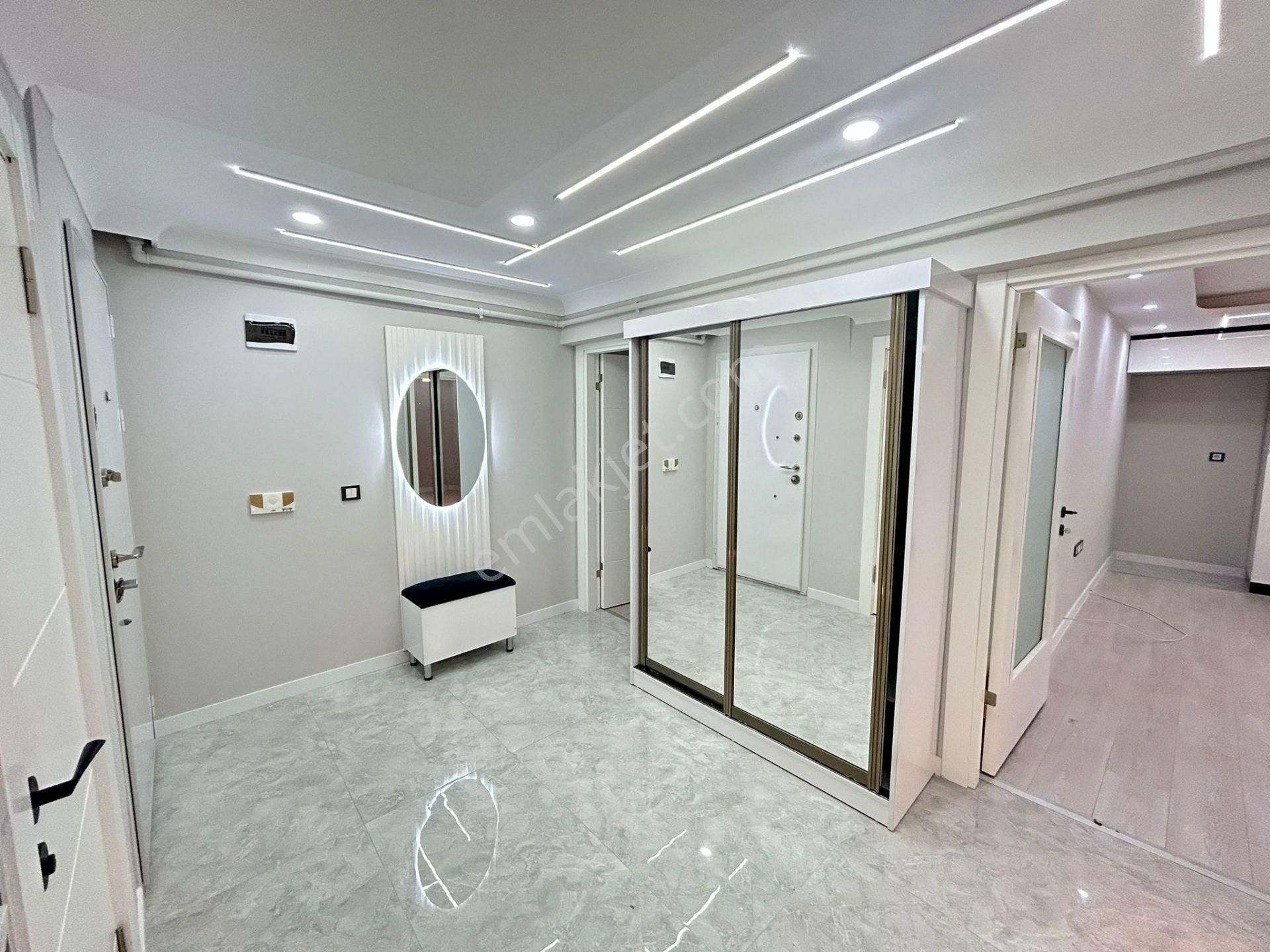 Taner'den Sokullu Caddesinde 3+1 Geniş Balkonlu Lüks Yapılı Amerikan Mutfak - Görsel 7