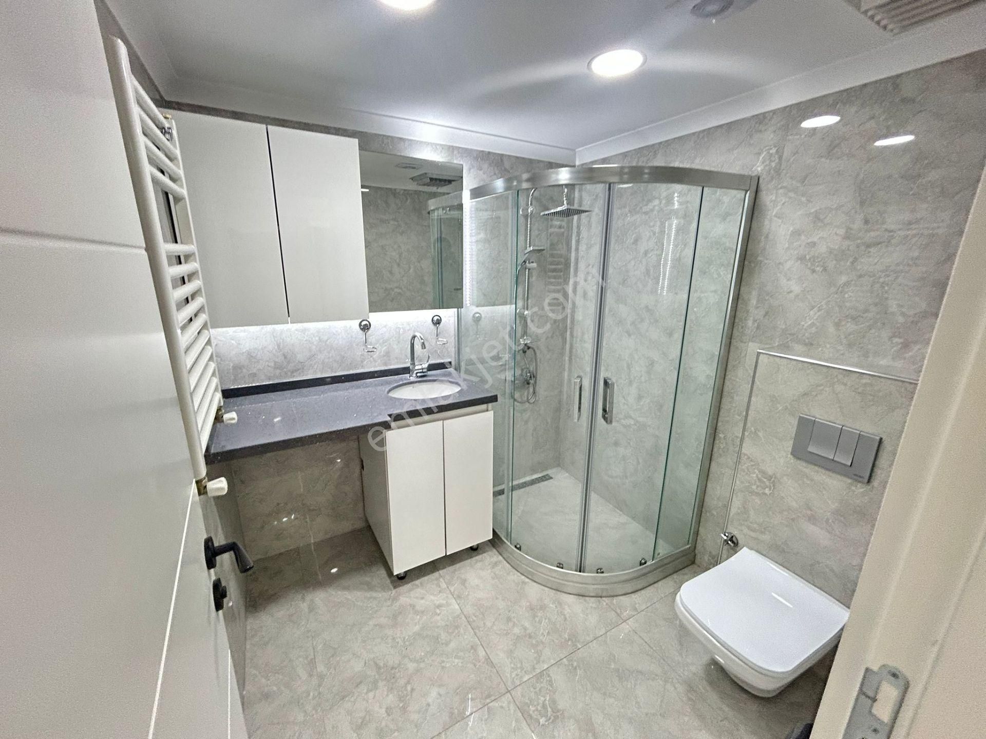 Taner'den Sokullu Caddesinde 3+1 Geniş Balkonlu Lüks Yapılı Amerikan Mutfak - Görsel 18