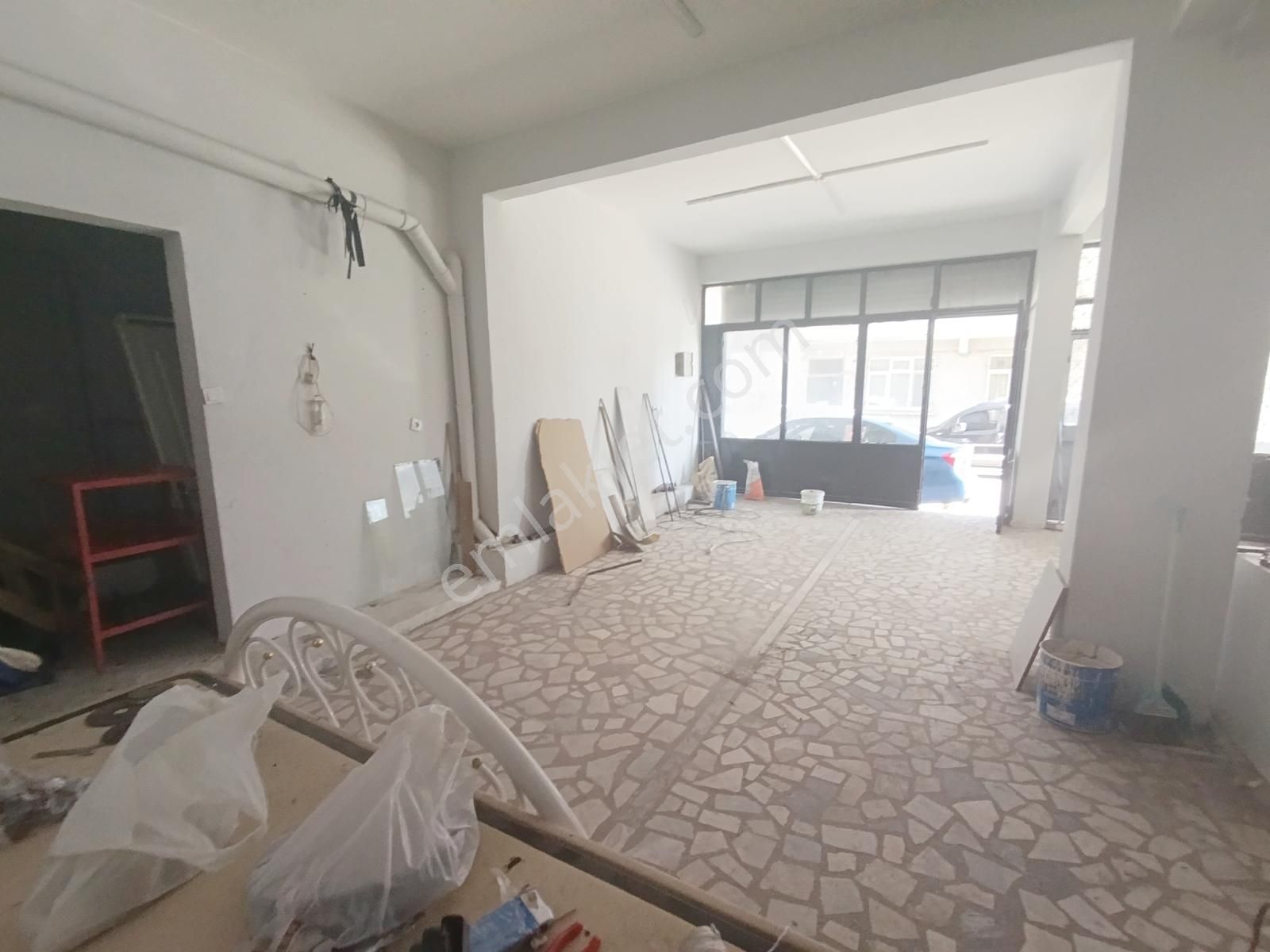 Kiralık Sultanmurat Caddesine 2.binada 50m2 Düz Giriş Dükkan - Görsel 13