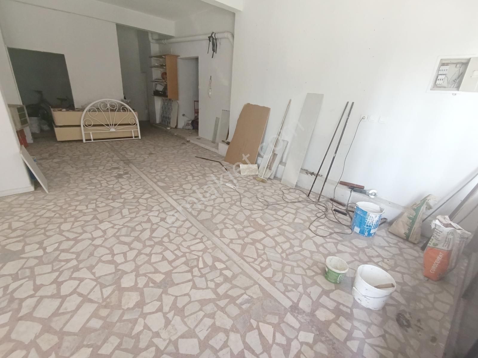 Kiralık Sultanmurat Caddesine 2.binada 50m2 Düz Giriş Dükkan - Görsel 10