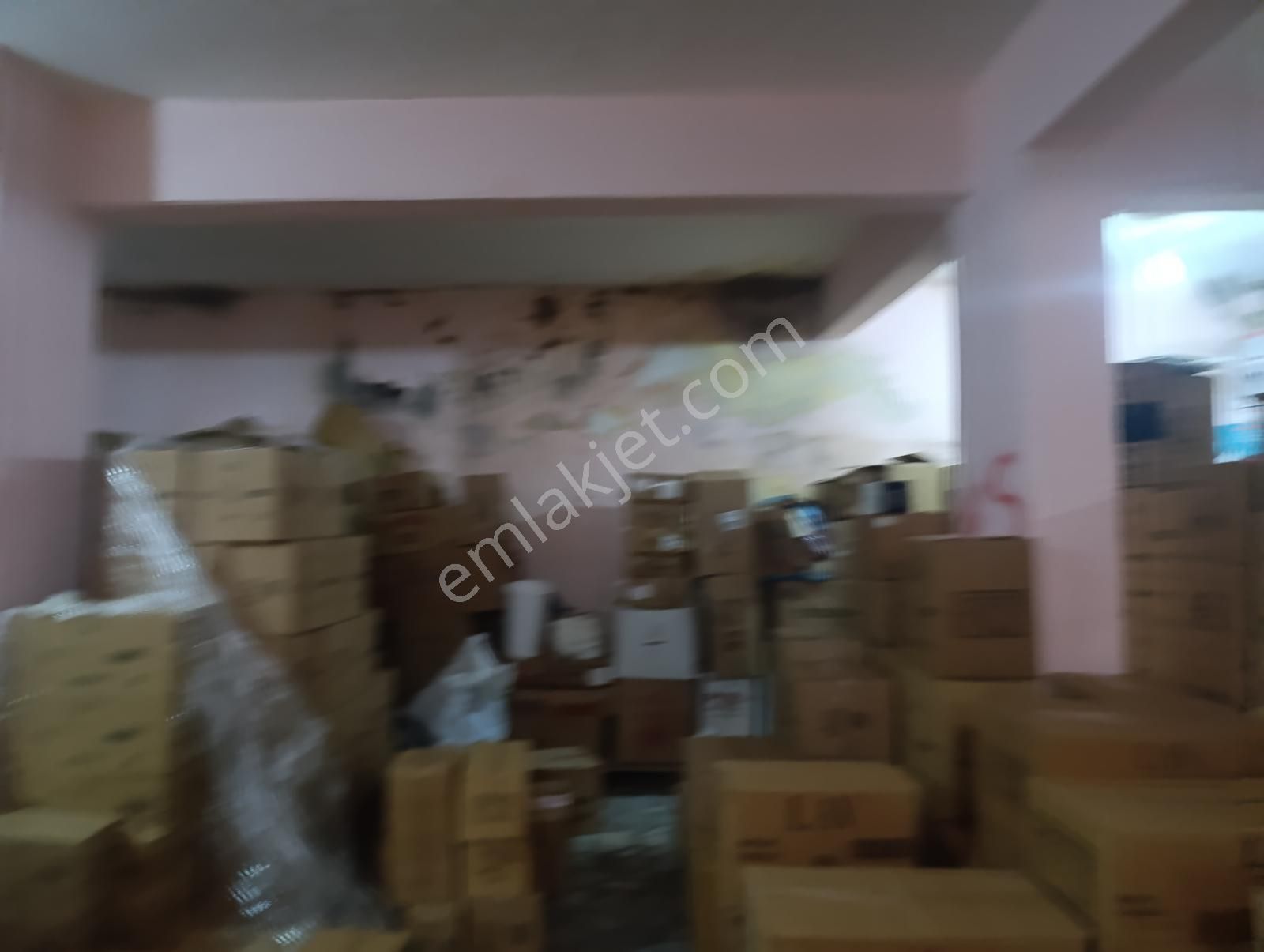 Esra Emlak Satılık Caddeye 2.binada 300 M2 Bodrum 100 M2 Dükkan - Görsel 5