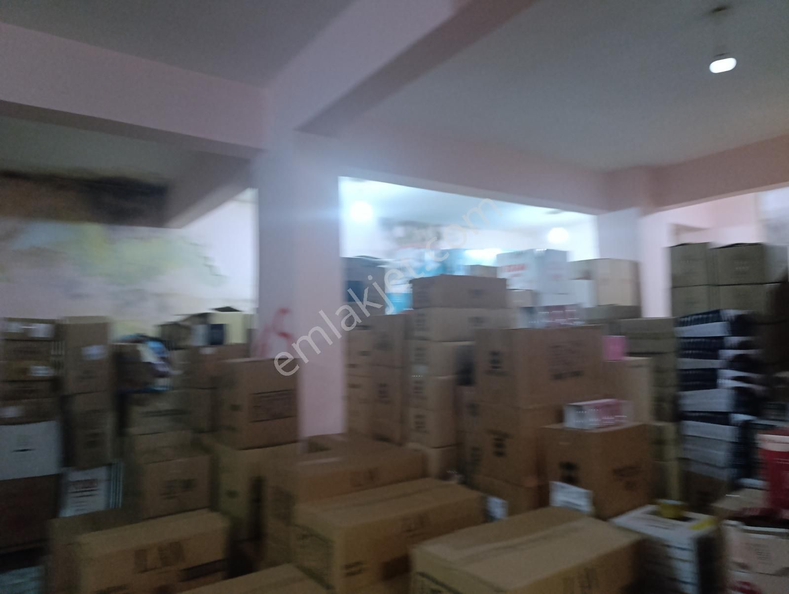 Esra Emlak Satılık Caddeye 2.binada 300 M2 Bodrum 100 M2 Dükkan - Görsel 10