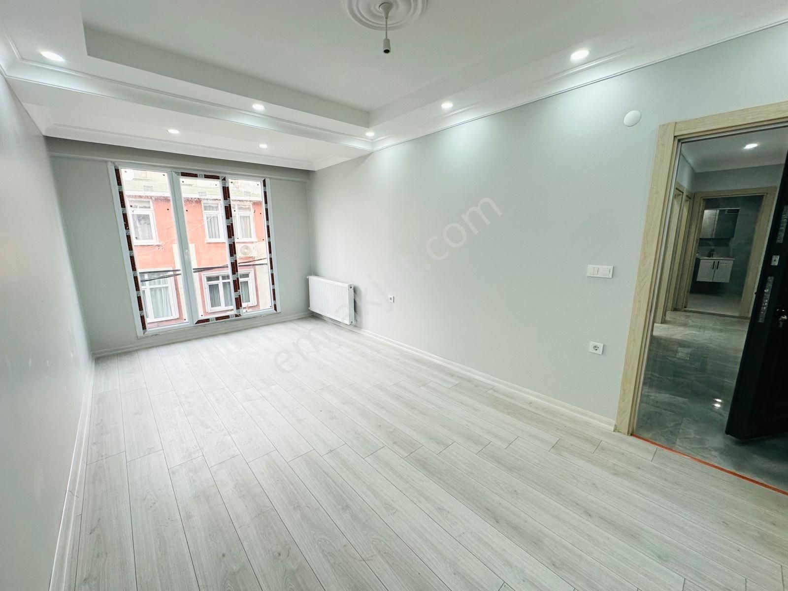 Esra Emlak'da Söğütlüçeşmede Diş Has Altında 2+1 80m2 Sıfır 1kat - Görsel 27