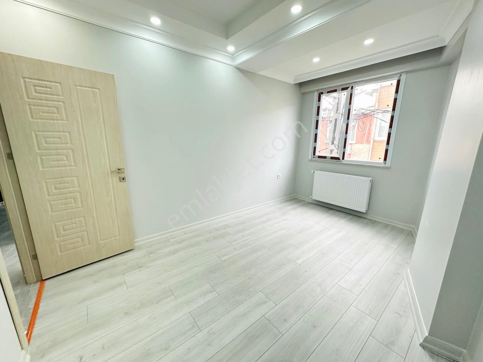 Esra Emlak'da Söğütlüçeşmede Diş Has Altında 2+1 80m2 Sıfır 1kat - Görsel 8