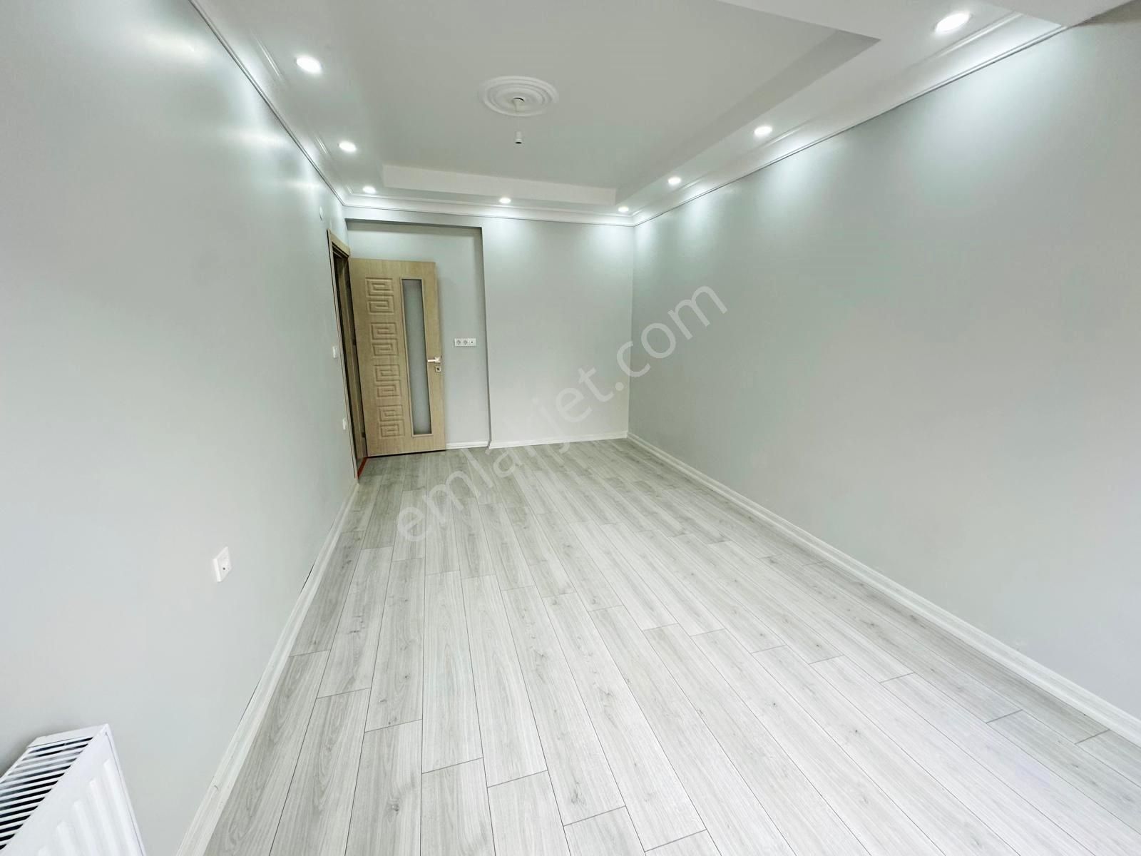 Esra Emlak'da Söğütlüçeşmede Diş Has Altında 2+1 80m2 Sıfır 1kat - Görsel 13