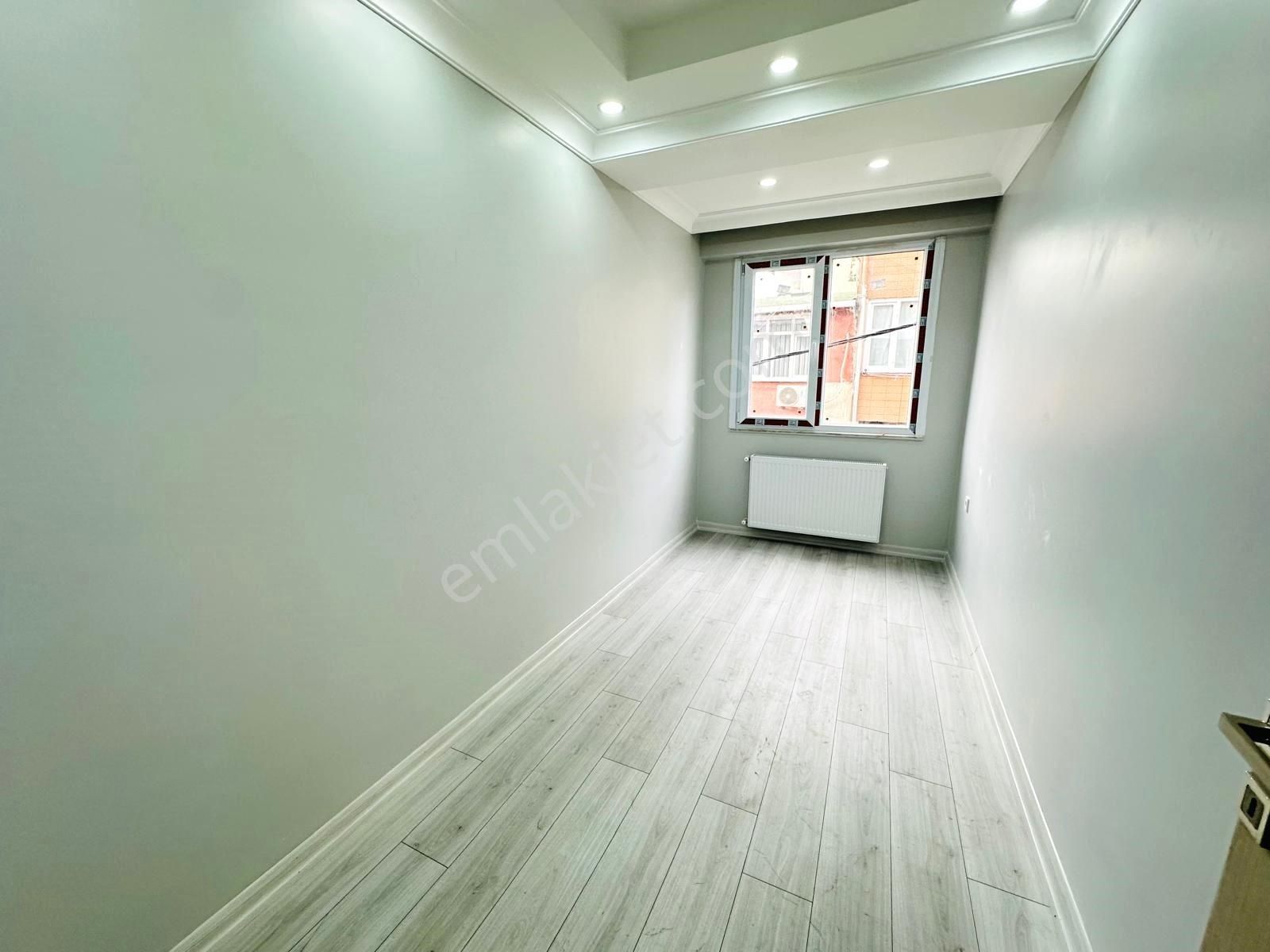 Esra Emlak'da Söğütlüçeşmede Diş Has Altında 2+1 80m2 Sıfır 1kat - Görsel 2