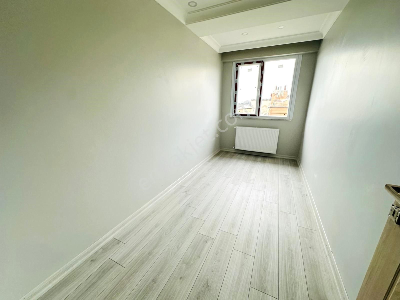 Esra Emlak'dan Söğütlüçeşmede 3+2 150m2 Sıfır Otoparklı Dublekss - Görsel 33