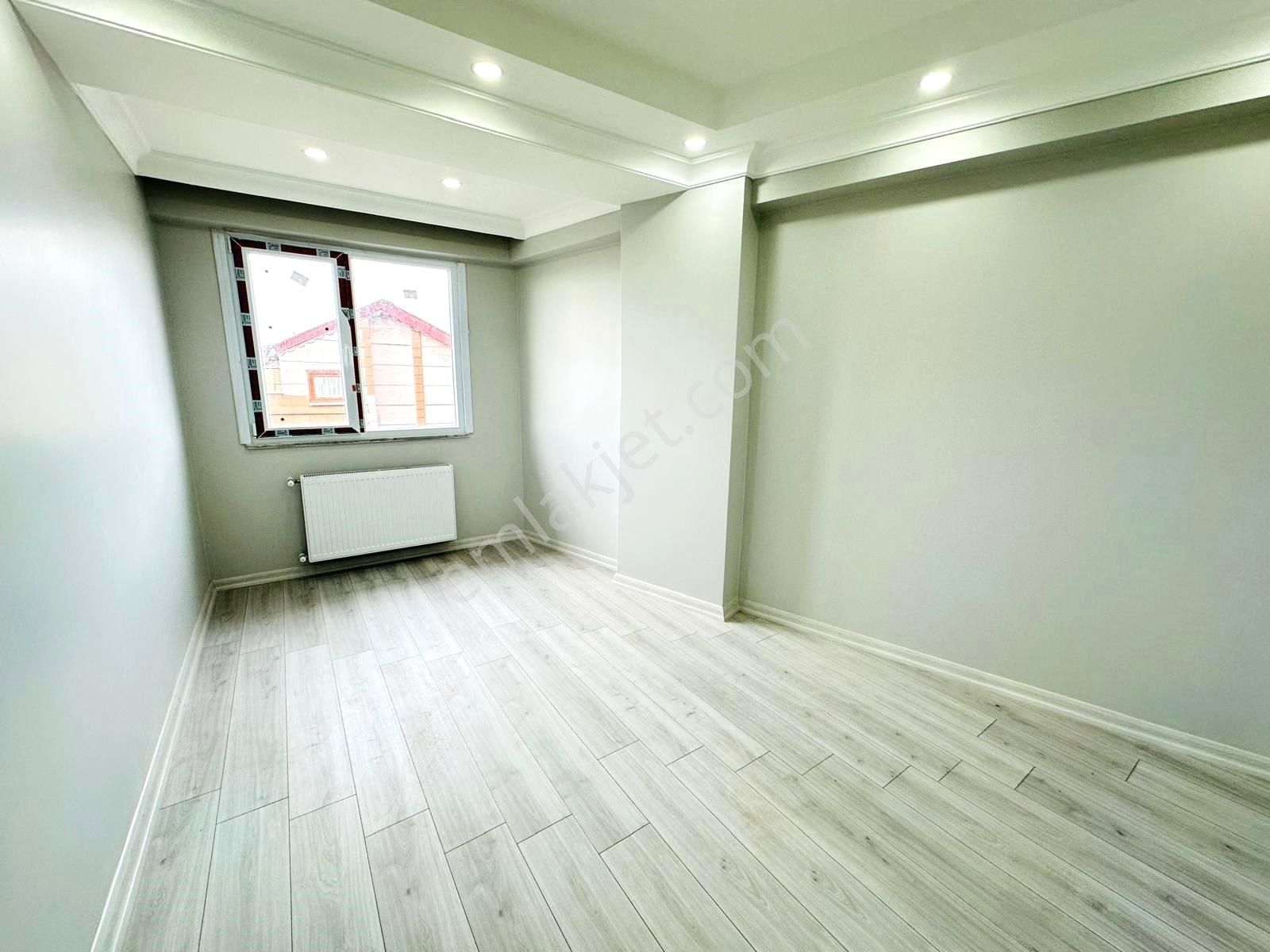 Esra Emlak'dan Söğütlüçeşmede 3+2 150m2 Sıfır Otoparklı Dublekss - Görsel 3