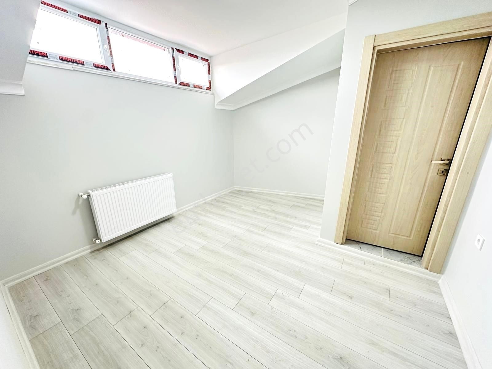 Esra Emlak'dan Söğütlüçeşmede 3+2 150m2 Sıfır Otoparklı Dublekss - Görsel 10