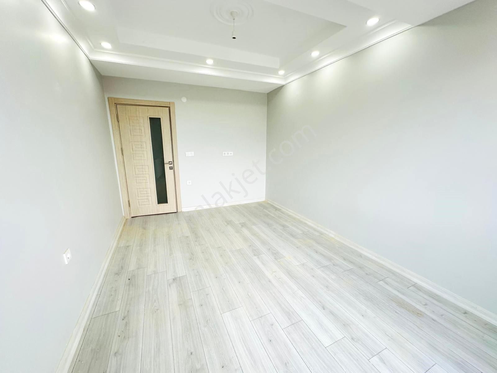 Esra Emlak'dan Söğütlüçeşmede 3+2 150m2 Sıfır Otoparklı Dublekss - Görsel 12