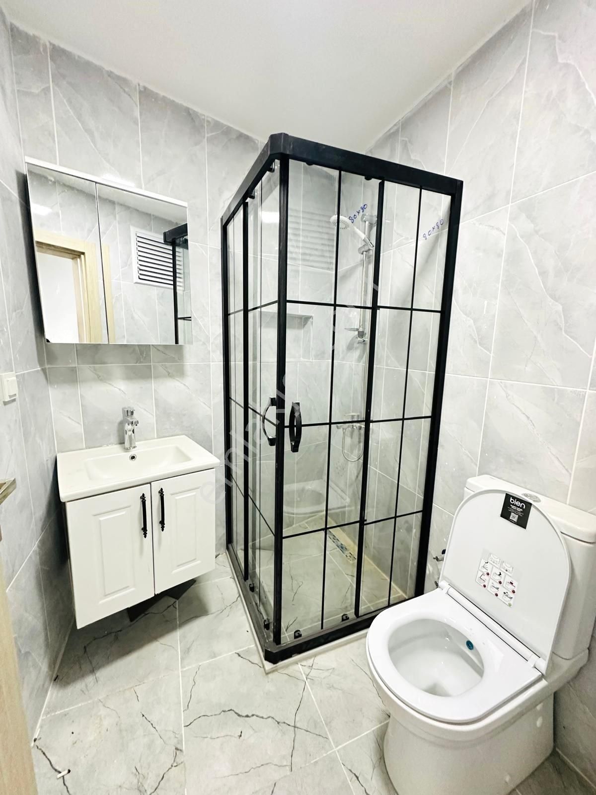 Esra Emlak'dan Söğütlüçeşmede 3+2 150m2 Sıfır Otoparklı Dublekss - Görsel 22