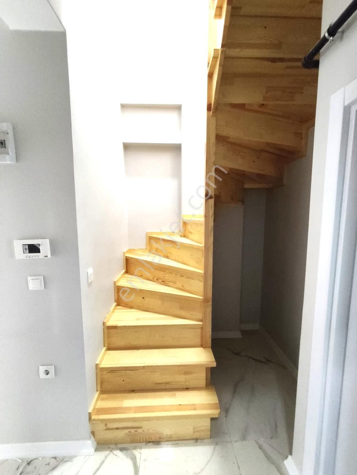 Sefaköy Teyfikbey.de Satılık 4+1 150m2 Sıfır Asansörlü Dublex - Görsel 6