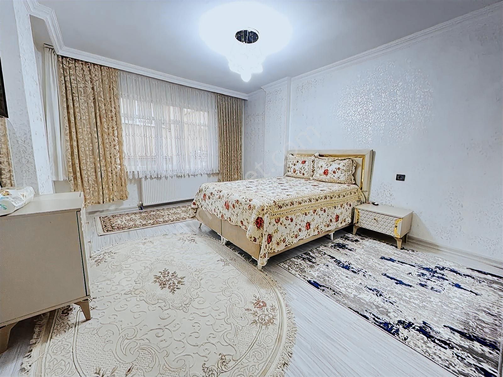 Esra'dan Tevikbey Mah 2+1 110m2 3.kat Masrafsız Kulanışlı Daire - Görsel 12
