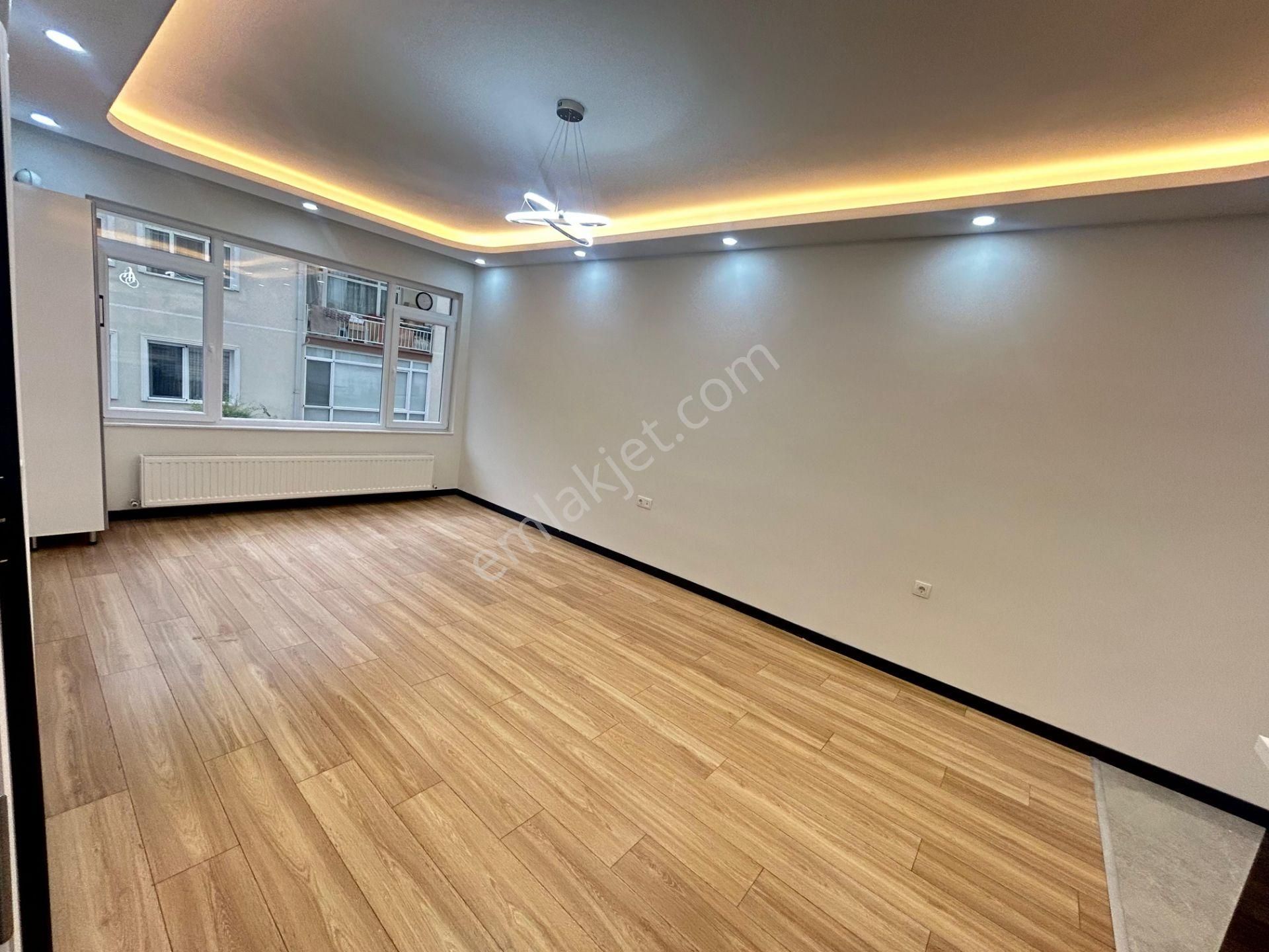 Taner'den Dikmen Cad'de 3+1 Amerikan Mutfaklı Bahçe Çıkışlı Lüks Daire - Görsel 22