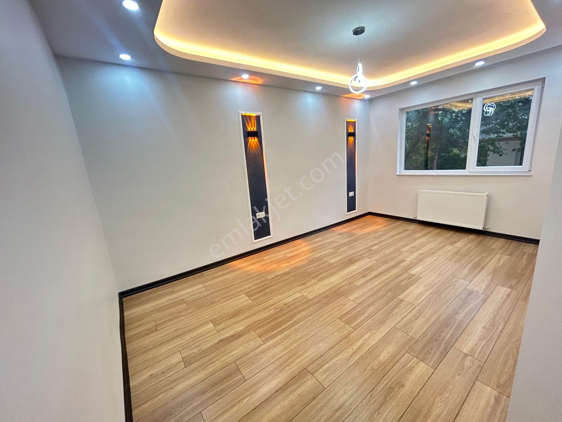 Taner'den Dikmen Cad'de 3+1 Amerikan Mutfaklı Bahçe Çıkışlı Lüks Daire - Görsel 32