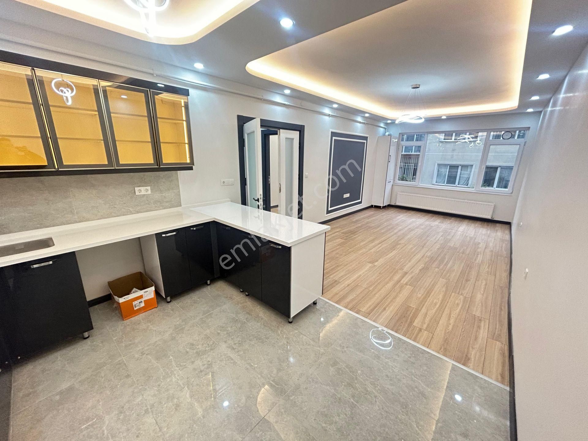 Taner'den Dikmen Cad'de 3+1 Amerikan Mutfaklı Bahçe Çıkışlı Lüks Daire - Görsel 19