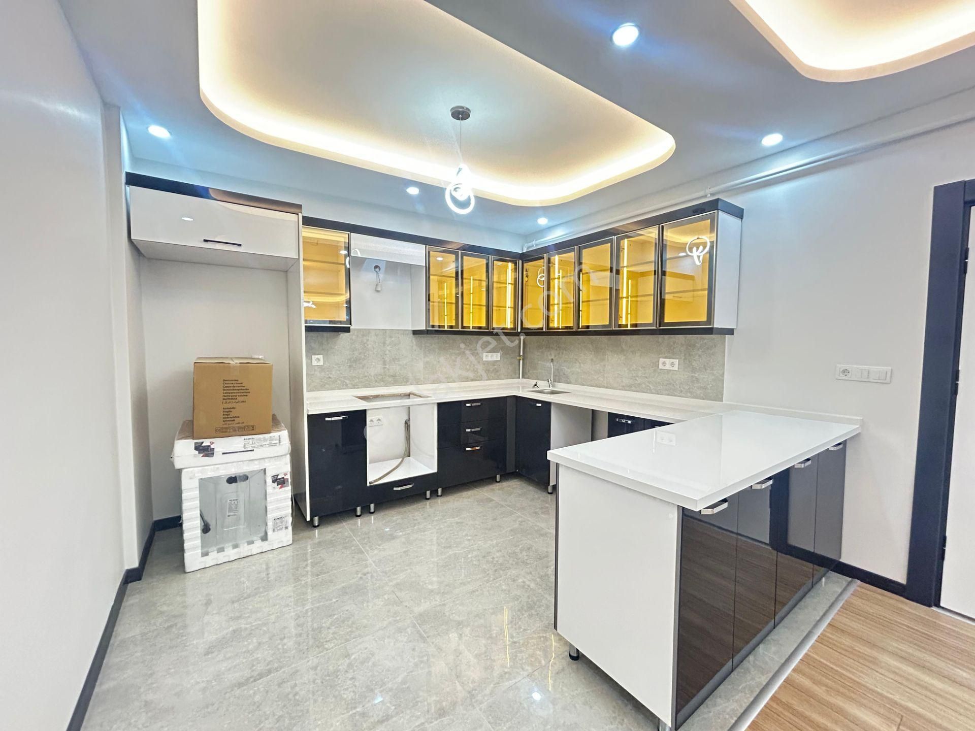 Taner'den Dikmen Cad'de 3+1 Amerikan Mutfaklı Bahçe Çıkışlı Lüks Daire - Görsel 33