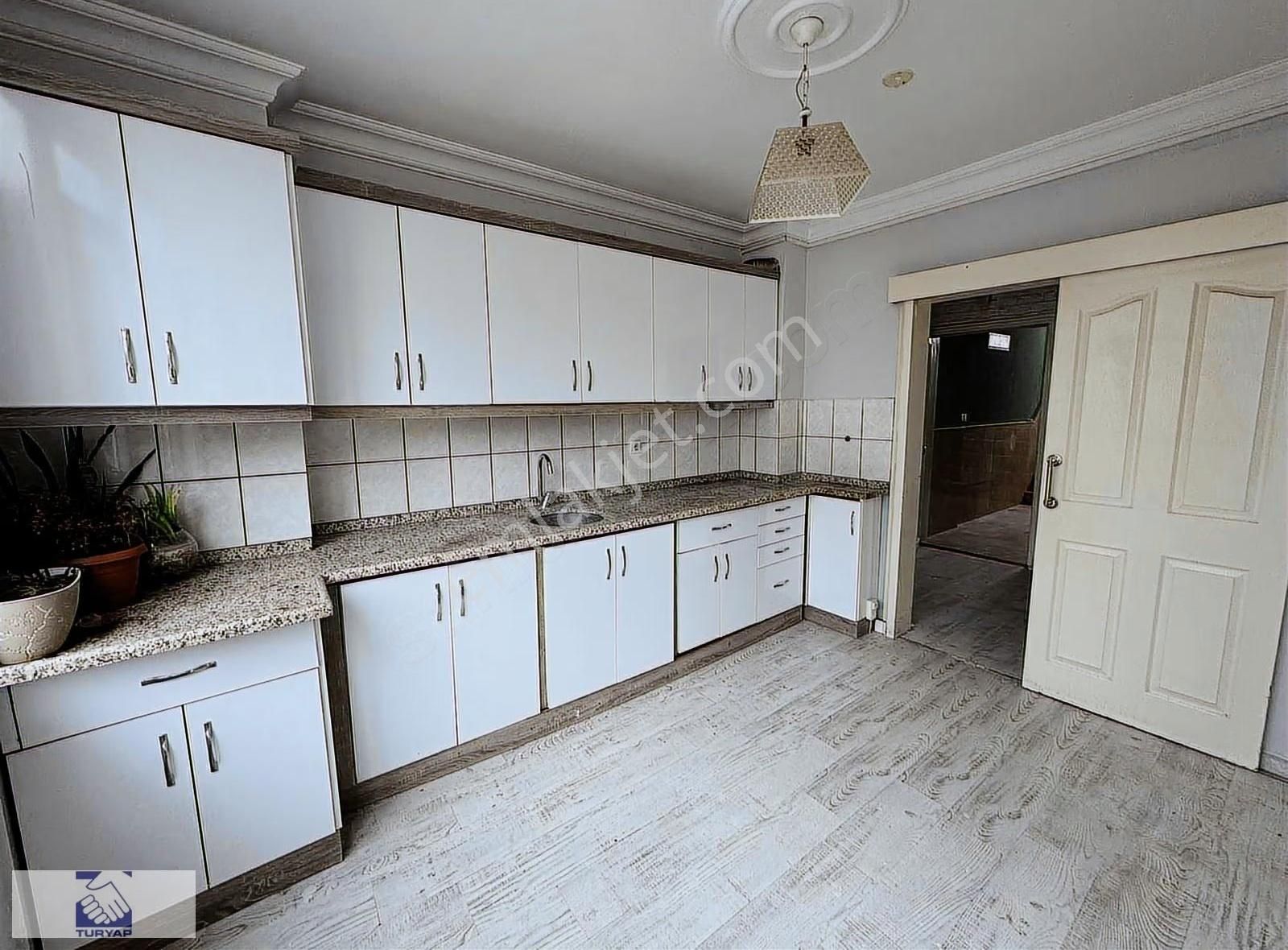 Mükemmel Lokasyonda Kiralık İş Yeri - Görsel 5