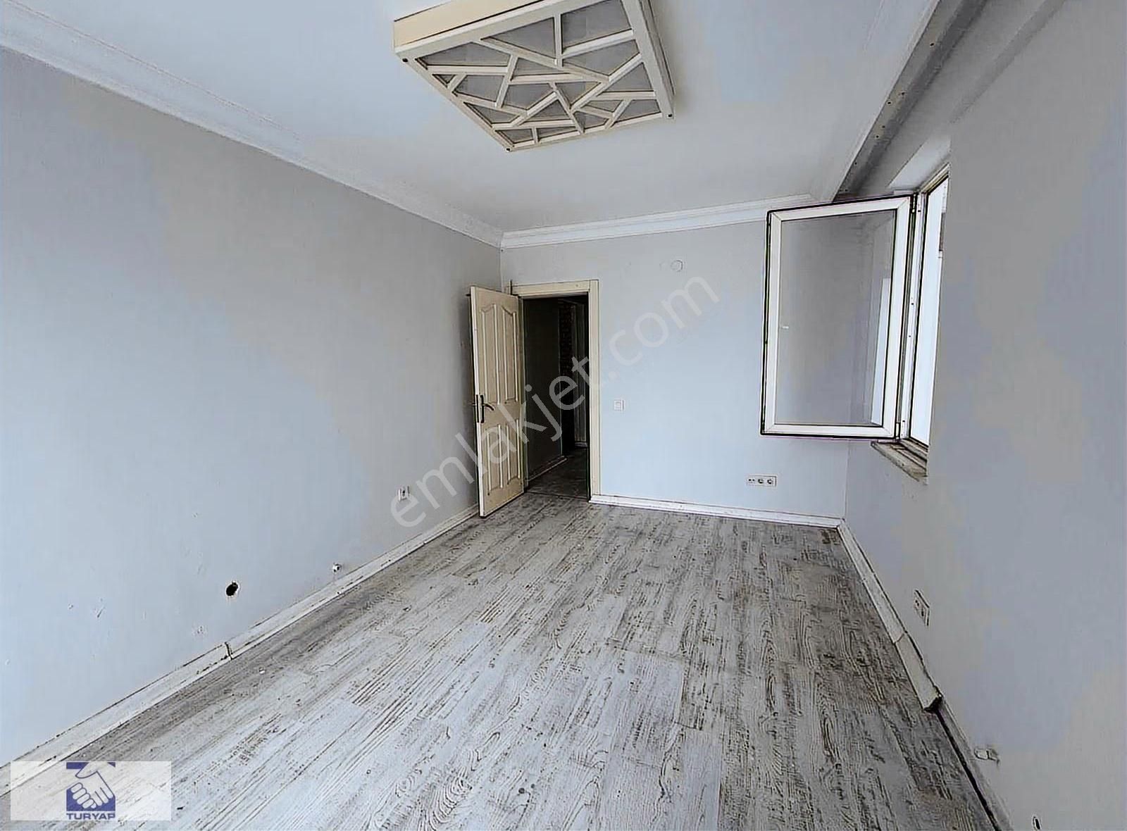 Mükemmel Lokasyonda Kiralık İş Yeri
