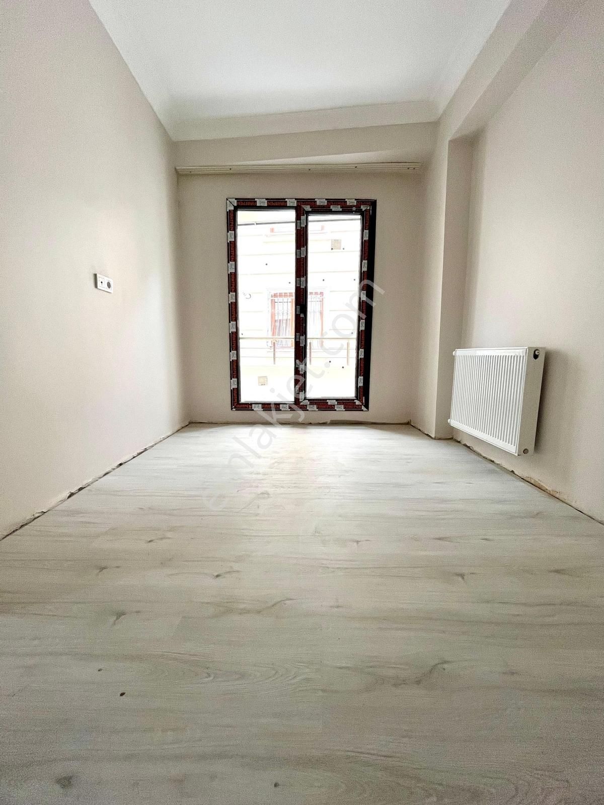 Esra Emlak'tan E-5 Yakını Satılık Sıfır 3+1 130m2 Lüks Arakat. - Görsel 32