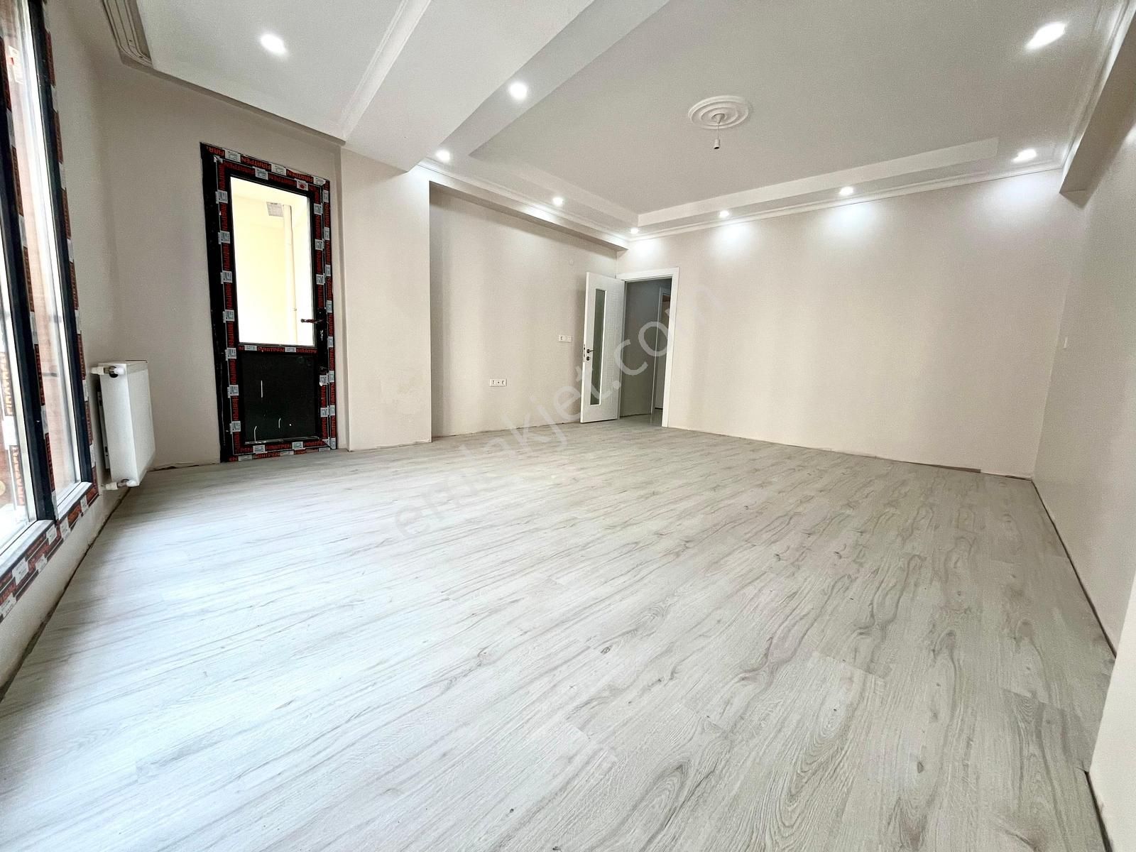 Esra Emlak'tan E-5 Yakını Satılık Sıfır 3+1 130m2 Lüks Arakat. - Görsel 6