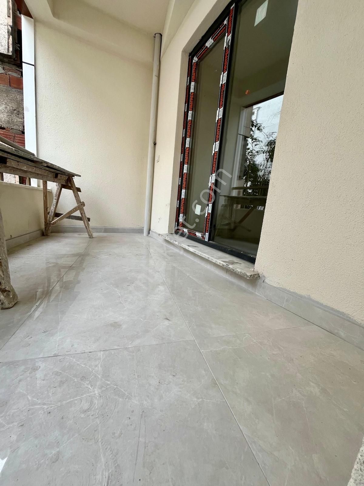 Esra Emlak'tan E-5 Yakını Satılık Sıfır 3+1 130m2 Lüks Arakat. - Görsel 2