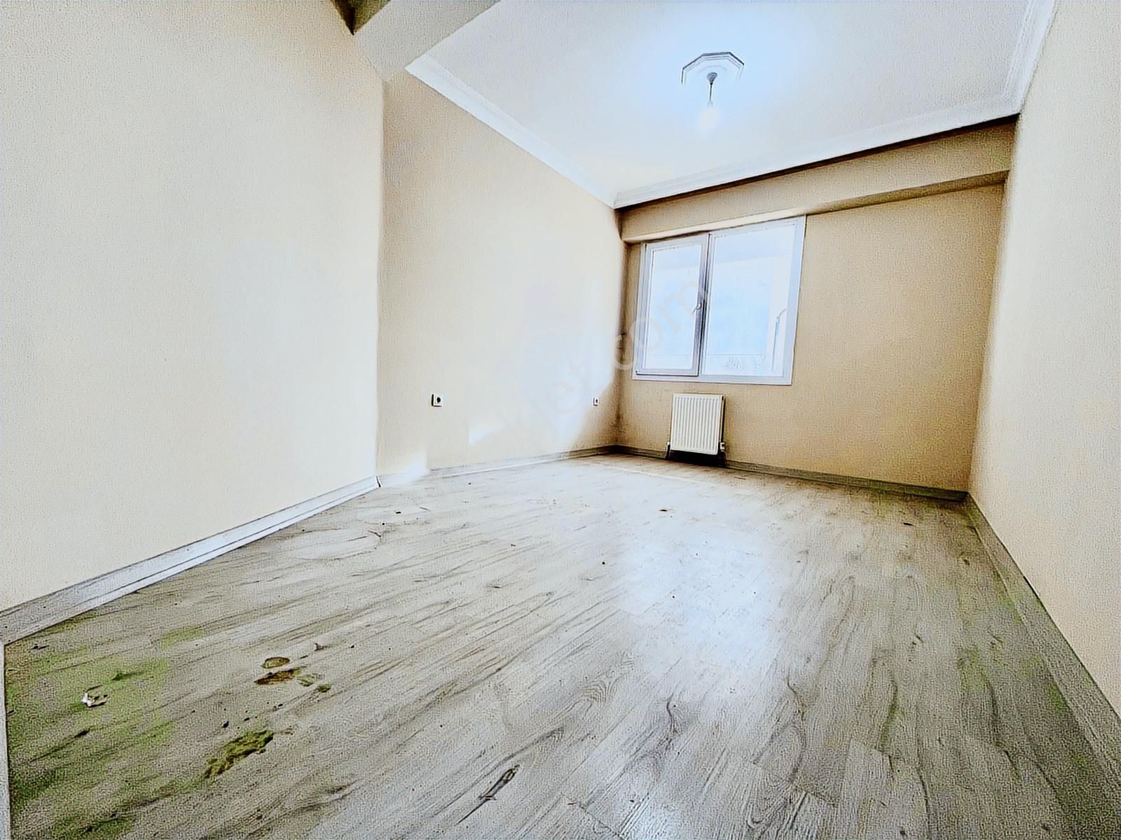 Esra'dan Tevfikbey Mah Site İçerisinde 2+1 80m2 Geniş Bahçeli - Görsel 4
