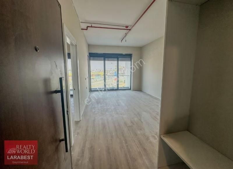 Metro İkea Kavşağında Yeni Nesil Plazada Kiralık 1+1 Ofis - Görsel 15