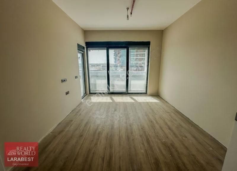 Metro İkea Kavşağında Yeni Nesil Plazada Kiralık 1+1 Ofis - Görsel 6