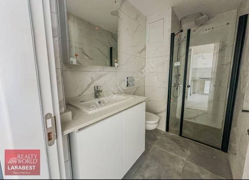 Metro İkea Kavşağında Yeni Nesil Plazada Kiralık 1+1 Ofis - Görsel 14