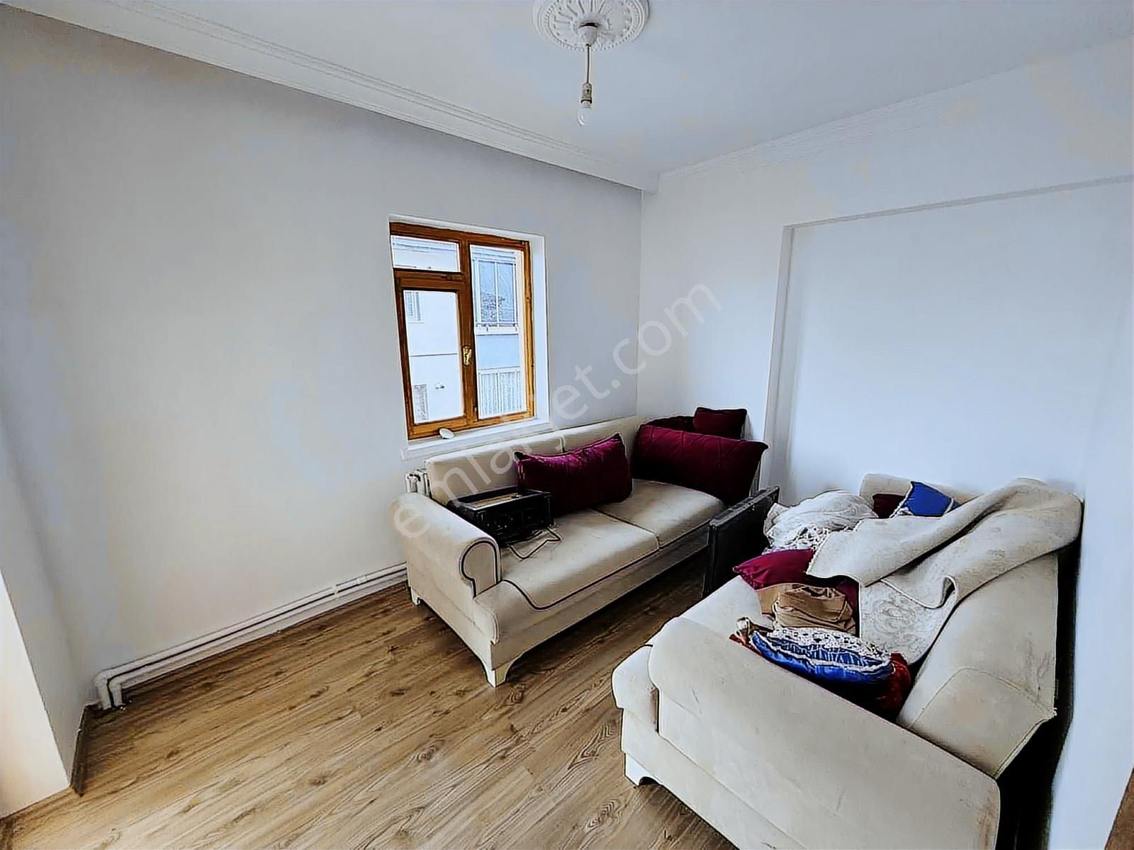 Şentürk Gayrimenkul'den//cadde Üzeri//ön Cephe**çift Balkon - Görsel 2