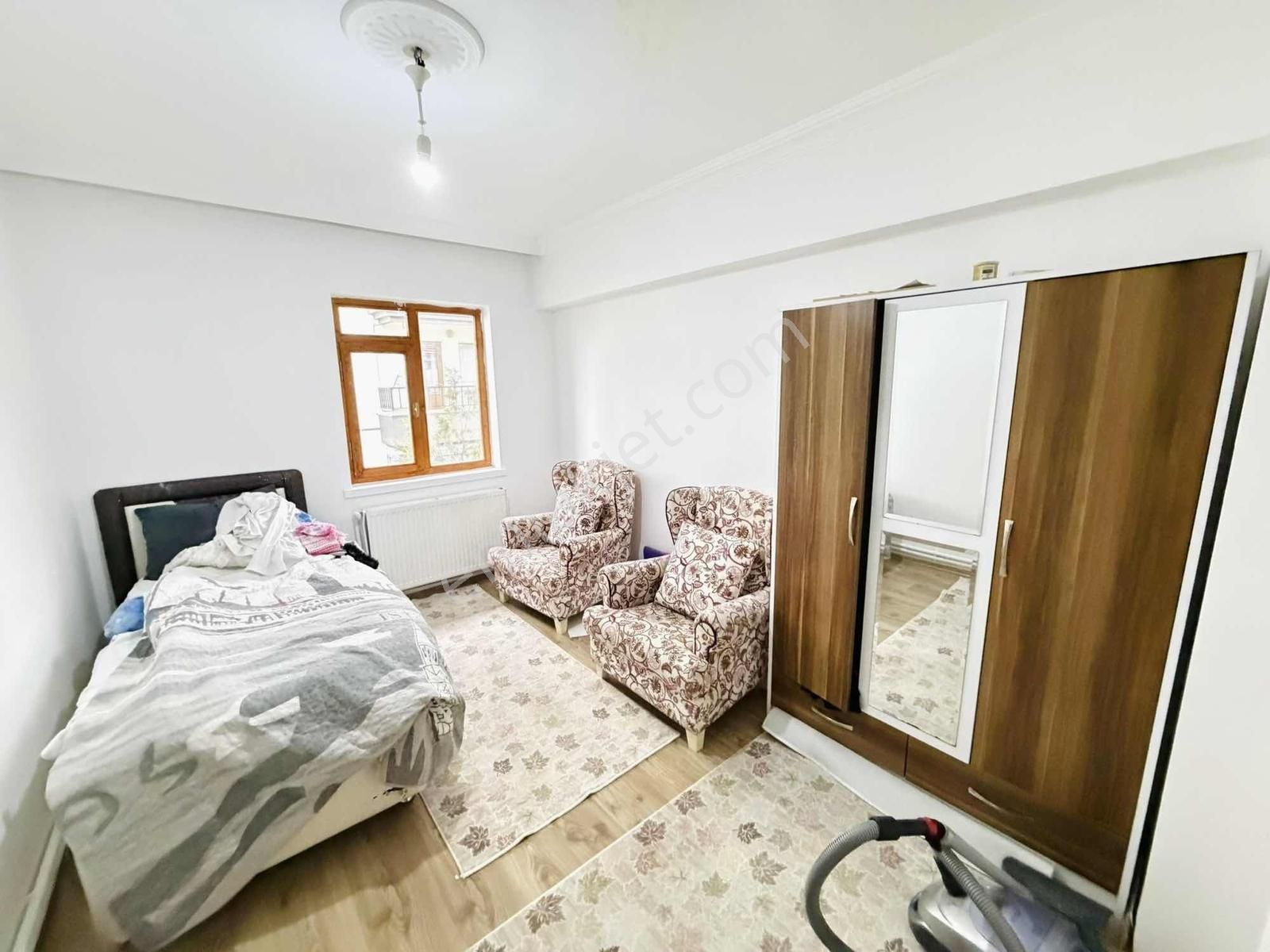 Şentürk Gayrimenkul'den//cadde Üzeri//ön Cephe**çift Balkon - Görsel 13