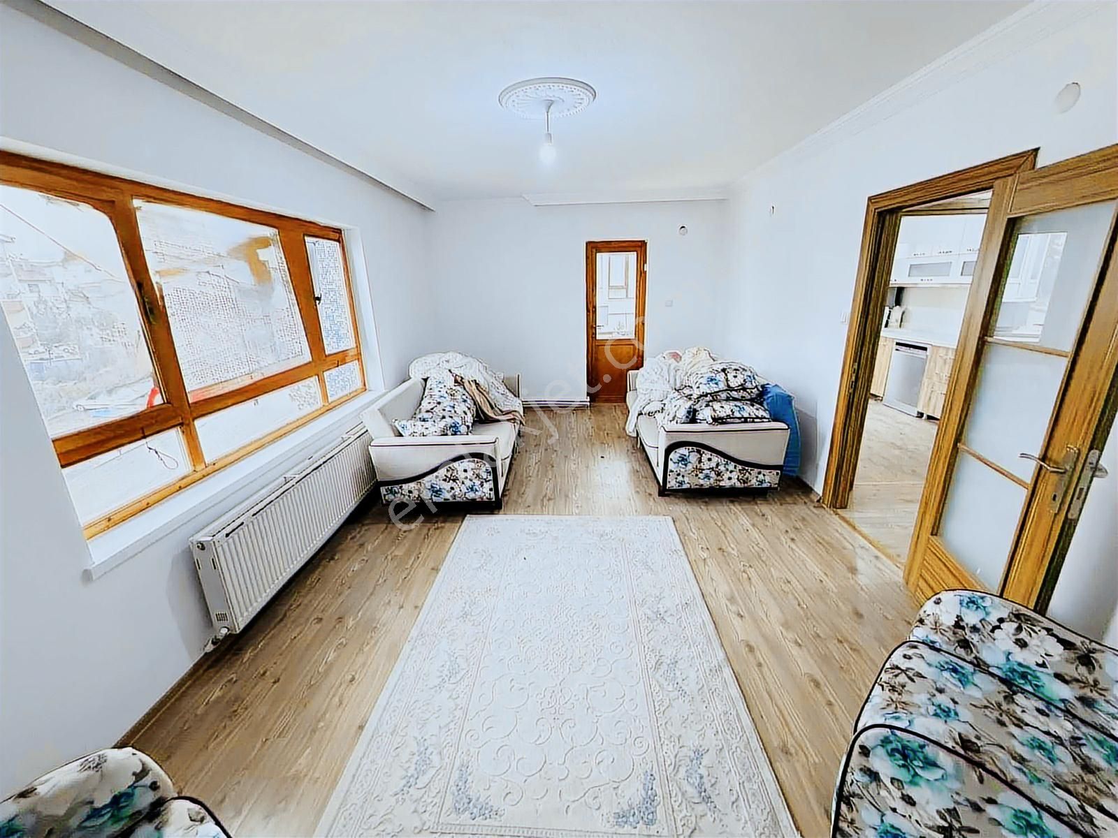 Şentürk Gayrimenkul'den//cadde Üzeri//ön Cephe**çift Balkon - Görsel 6