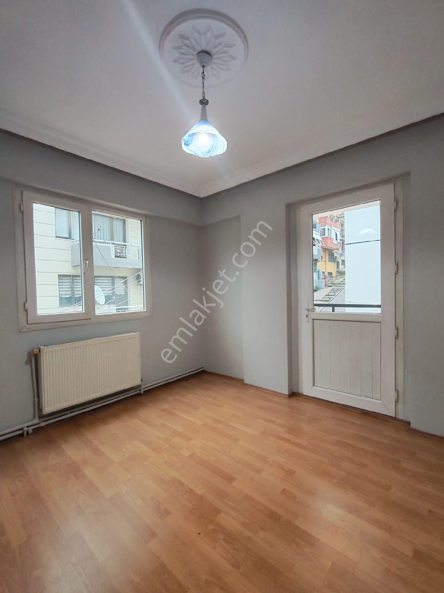 Buca Şirinyer Güven Mahallesinde//izbana,bankalara 5dk Mesafede//asansörlü 3+1 Arakat 2.kat Daire - Görsel 21