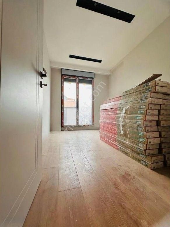 Erenköy De Prestijli Yeni Bina135m2 3+1 Balkonlu Arakat Satılık - Görsel 5