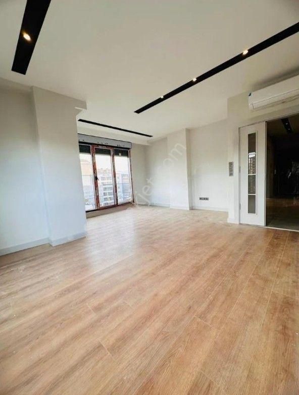 Erenköy De Prestijli Yeni Bina135m2 3+1 Balkonlu Arakat Satılık - Görsel 4