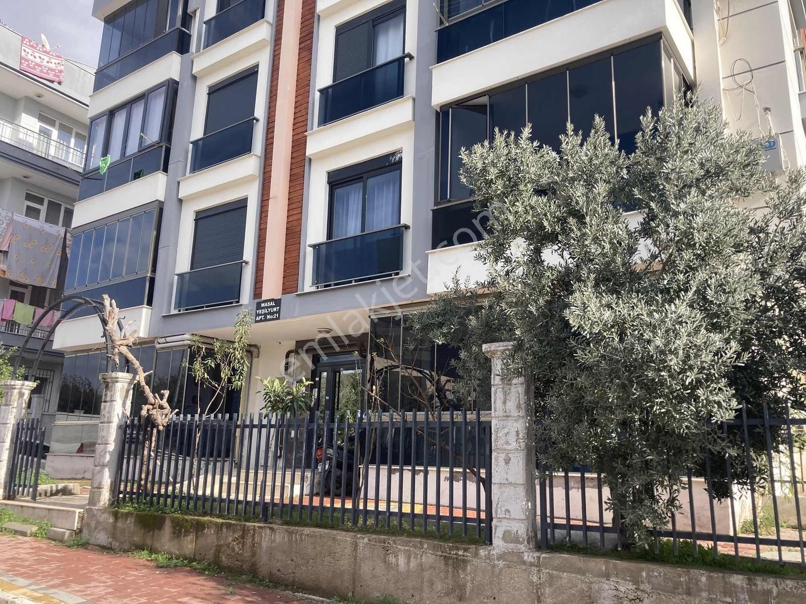 Fabrikalar Mahellesinde Kiralık 1+1 Geniş Ara Kat Yeni Daire - Görsel 8