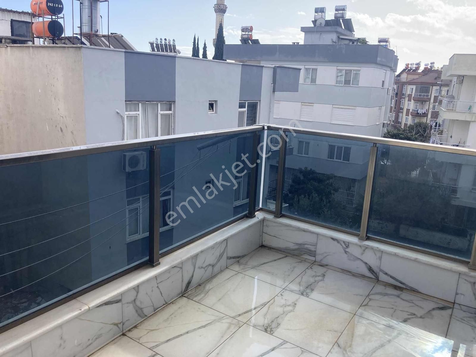 Fabrikalar Mahellesinde Kiralık 1+1 Geniş Ara Kat Yeni Daire - Görsel 15