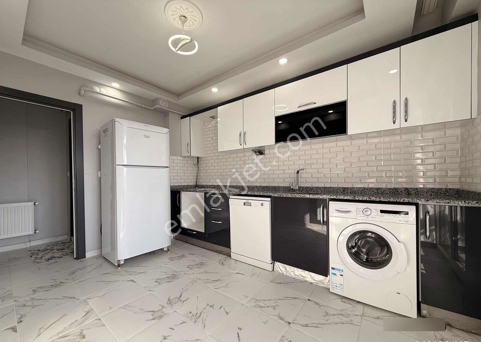 Albayrak Bulvarı Yakını Özel Garajlı Kiralık 2+1 105m2 Daire - Görsel 13