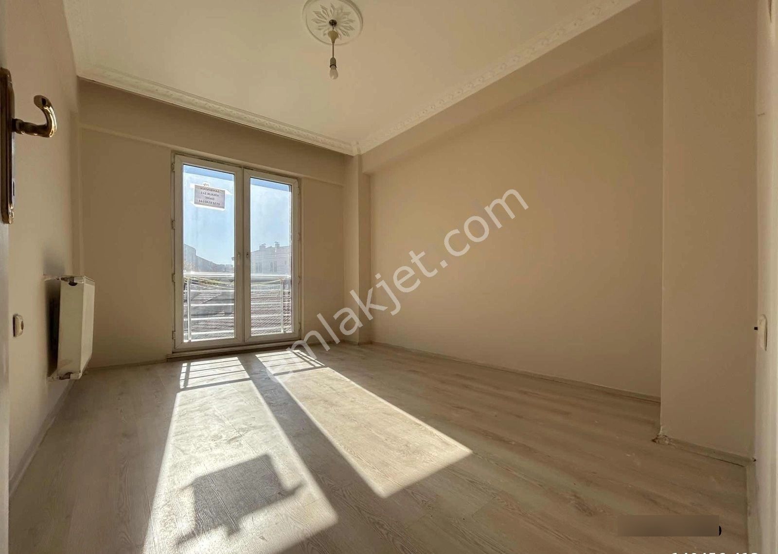 Emek Mah. Ertaş Ve Ziyagökalp Caddesi Yakını 1+1 55m2 Daire