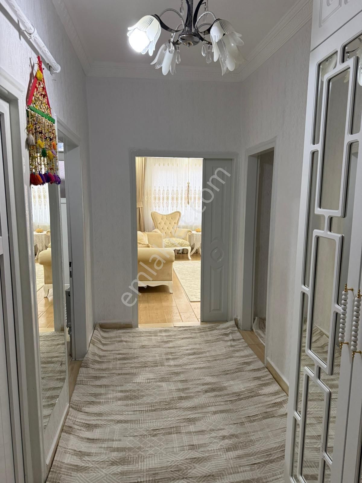 Akçe'den Merkezi Lokasyonda Bakımlı Lüx Daire - Görsel 15