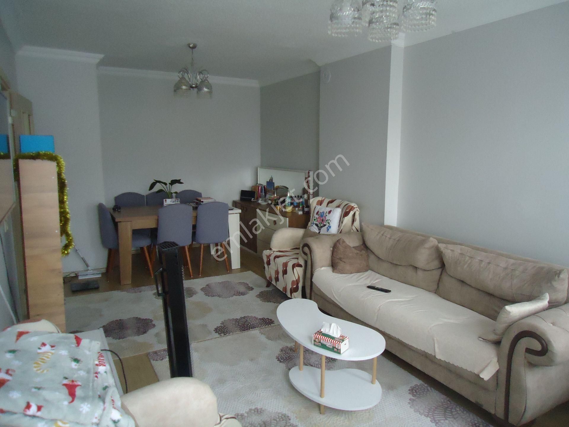 Krc'den Karaağaç Tokilerde Katta Manzaralı Satılık 2+1 Daire - Görsel 9