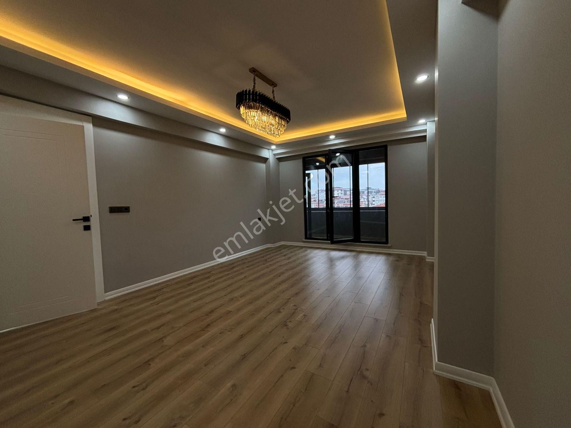 2+1 100m2 İstiklal Cad.pazar Pazarın Orda Lüks Daireler - Görsel 10