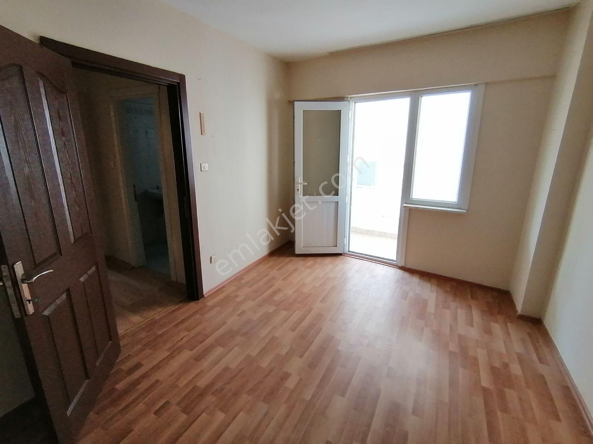 Şanlı Emlaktan..harmanlar Mh.'de ,sahile Çok Yakın / 2+1 / 100m2 / 4.kat / İskanlı Binada Satılık - Görsel 15