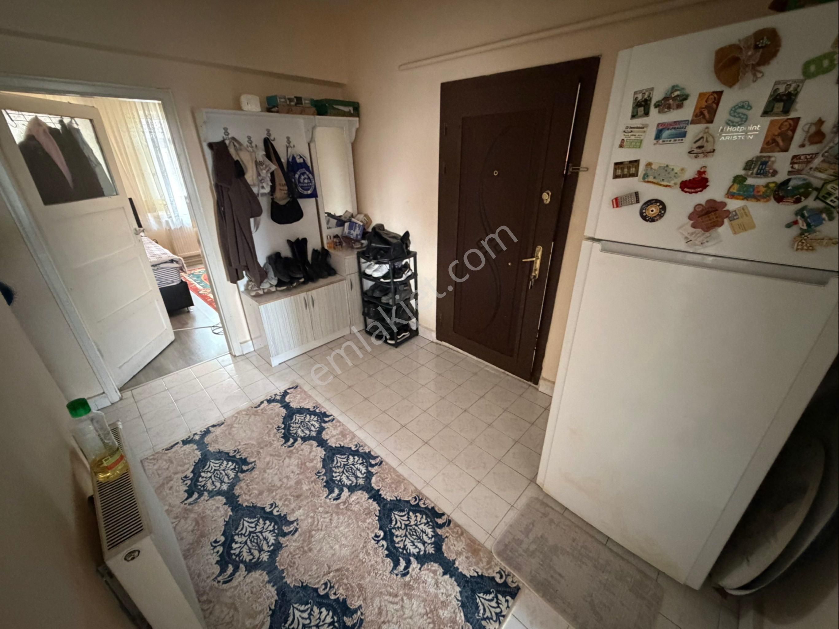 A L C Den Metro Yakını Ara Kat Salon Bağımsız 3+1 Satılık Daire - Görsel 7